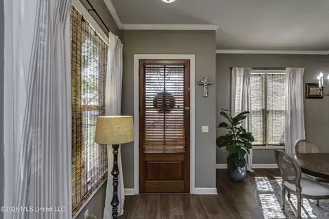 Entry Way - 1406 Windrose Dr, Brandon, MS 39047 photo 1 of 4