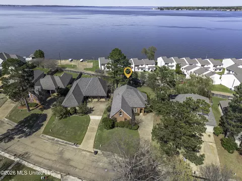 View/Area - 1406 Windrose Dr, Brandon, MS 39047 photo 1 of 16