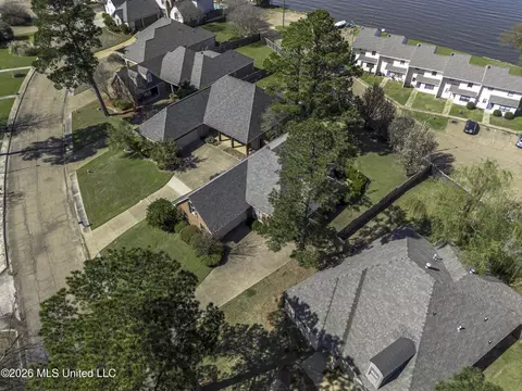 View/Area - 1406 Windrose Dr, Brandon, MS 39047 photo 4 of 16