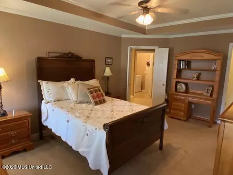 Bedroom - 1268 S Lake Dr, Hernando, MS 38632 photo 5 of 9