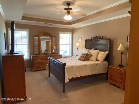 Bedroom - 1268 S Lake Dr, Hernando, MS 38632 photo 2 of 9