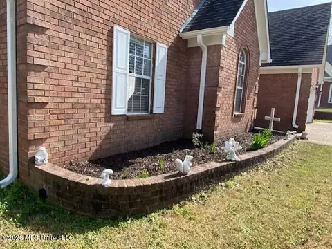 Other - 1268 S Lake Dr, Hernando, MS 38632 photo 1 of 17