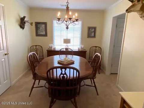 Dining - 1268 S Lake Dr, Hernando, MS 38632 photo 3 of 4
