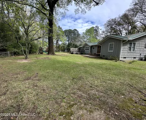 Exterior - 4233 Brussels Dr, Jackson, MS 39211 photo 1 of 2