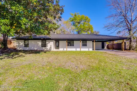 124 Pirate Ave, Long Beach, MS 39560