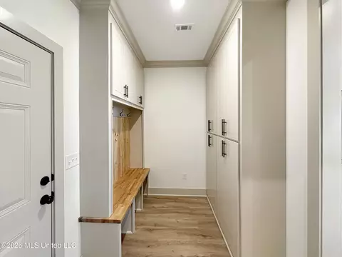 Entry Way - 134 Palace Xing, Flowood, MS 39232 photo 1 of 1