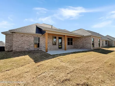 Exterior - 134 Palace Xing, Flowood, MS 39232 photo 5 of 8
