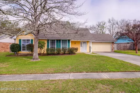 3 Mary Ct, Long Beach, MS 39560
