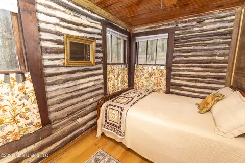 Bedroom - 152 Cedar Hill Ln, Flora, MS 39071 photo 3 of 4