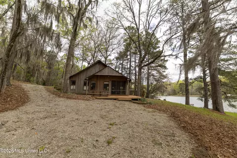 Exterior - 152 Cedar Hill Ln, Flora, MS 39071 photo 10 of 17