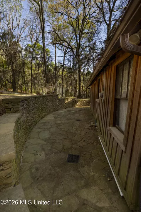 Exterior - 152 Cedar Hill Ln, Flora, MS 39071 photo 14 of 17