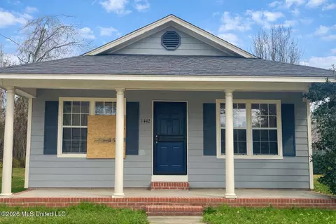 1442 Wood St, Jackson, MS 39203