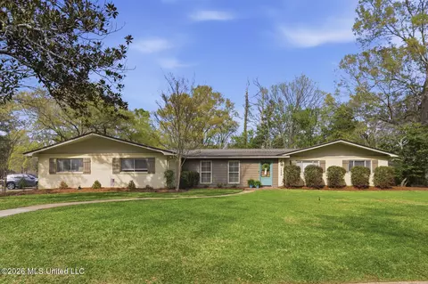 1508 Kimwood Cir, Jackson, MS 39211