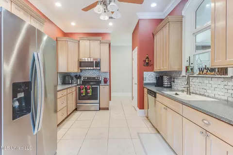 Kitchen - 6446 Kome Dr, Diamondhead, MS 39525 photo 1 of 2