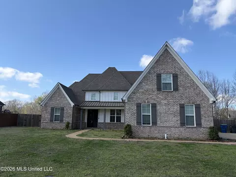 1657 Carlee Dr, Hernando, MS 38632