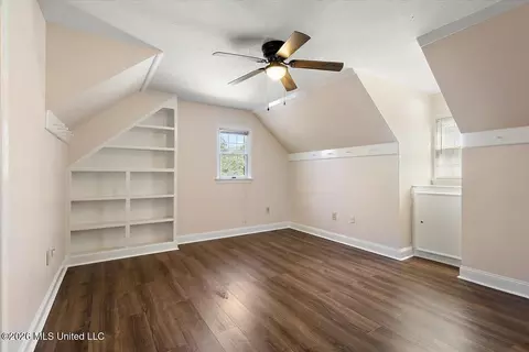 Bedroom - 1618 Pear Orchard Pl, Jackson, MS 39211 photo 2 of 5