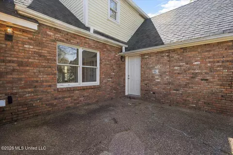 Exterior - 1618 Pear Orchard Pl, Jackson, MS 39211 photo 5 of 10