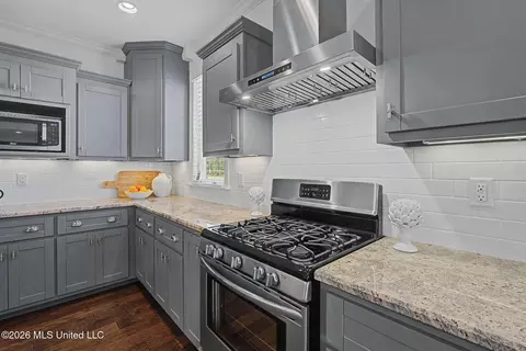 Kitchen - 3524 Williams Brooke Ln, Hernando, MS 38632 photo 4 of 4
