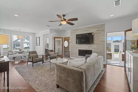 Living - 3524 Williams Brooke Ln, Hernando, MS 38632 photo 1 of 5