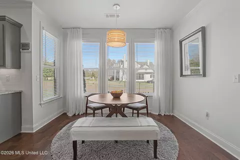 Dining - 3524 Williams Brooke Ln, Hernando, MS 38632 photo 2 of 2