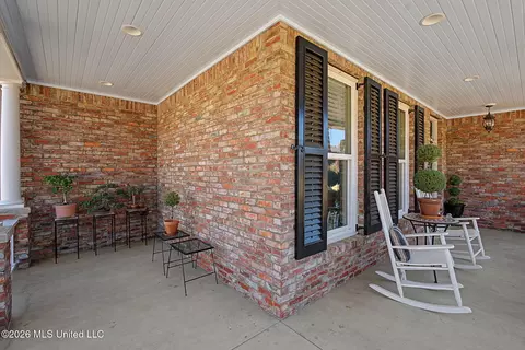 Exterior - 3524 Williams Brooke Ln, Hernando, MS 38632 photo 9 of 19