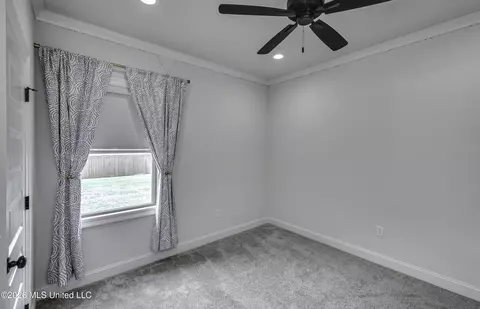 Bedroom - 913 Waters Edge, Brandon, MS 39047 photo 8 of 17
