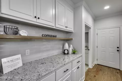 Other - 913 Waters Edge, Brandon, MS 39047 photo 6 of 17