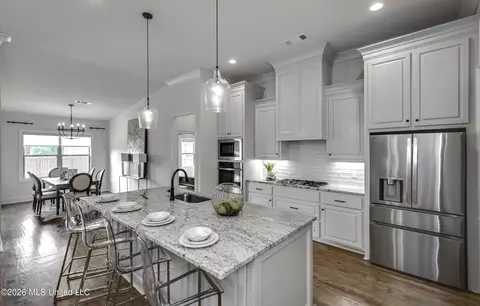 Kitchen - 913 Waters Edge, Brandon, MS 39047 photo 3 of 6