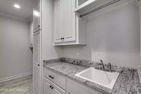 Other - 913 Waters Edge, Brandon, MS 39047 photo 11 of 17