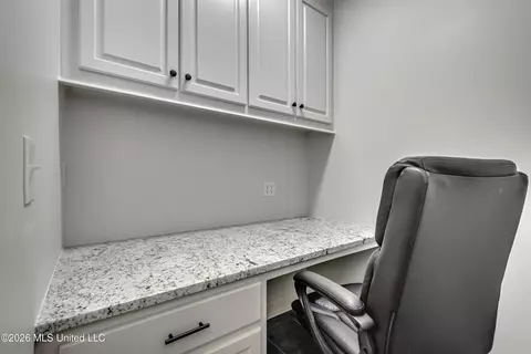 Other - 913 Waters Edge, Brandon, MS 39047 photo 10 of 17