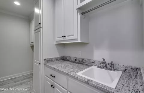 Other - 913 Waters Edge, Brandon, MS 39047 photo 13 of 17