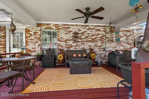 Exterior - 458 Lee St, Jackson, MS 39272 photo 3 of 7