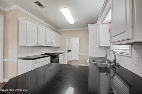 Kitchen - 234 Terrace Dr, Brandon, MS 39042 photo 1 of 2