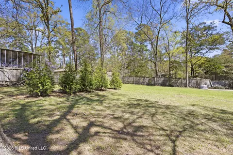 Exterior - 1436 Robert Dr, Jackson, MS 39211 photo 7 of 9