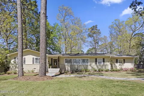 Exterior - 1436 Robert Dr, Jackson, MS 39211 photo 2 of 9