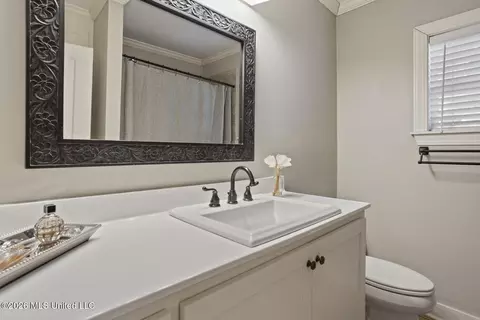 Bath - 1436 Robert Dr, Jackson, MS 39211 photo 3 of 3