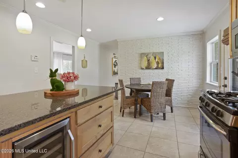 Kitchen - 1436 Robert Dr, Jackson, MS 39211 photo 5 of 5