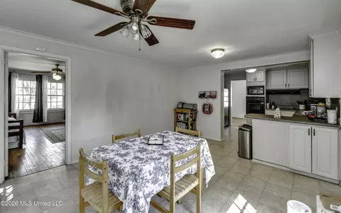 Dining - 2117 Riverside Dr, Jackson, MS 39202 photo 5 of 5