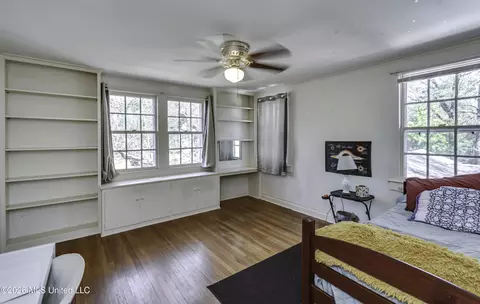 Bedroom - 2117 Riverside Dr, Jackson, MS 39202 photo 11 of 18