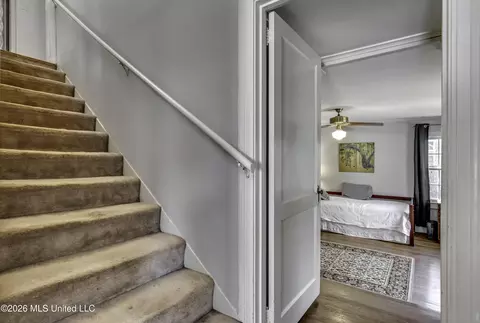 Entry Way - 2117 Riverside Dr, Jackson, MS 39202 photo 3 of 6