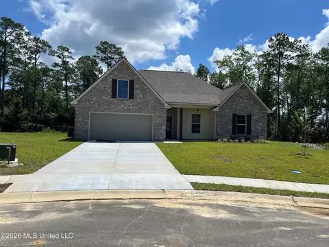 11801 Moss Creek Ct, Ocean Springs, MS 39564