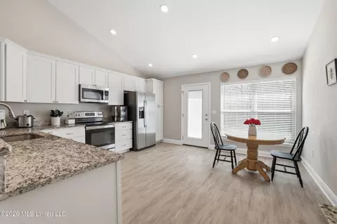 Kitchen - 47 Summit View Dr, Perkinston, MS 39573 photo 2 of 2