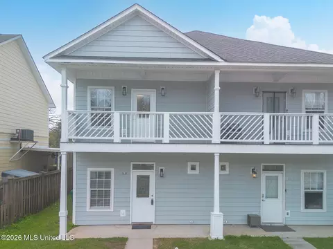 1321 Foxwood Pl, Gulfport, MS 39507