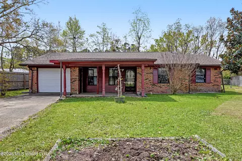 117 Mary Ellen Dr, D'iberville, MS 39540