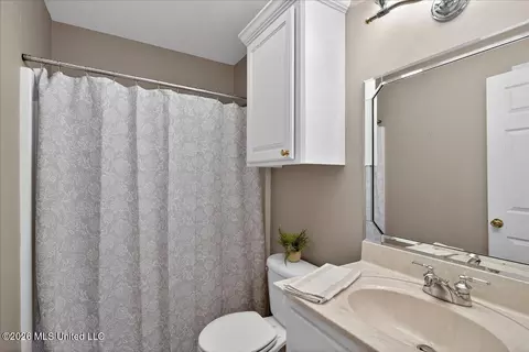 Bath - 521 Avalon Ave, Mccomb, MS 39648 photo 2 of 2