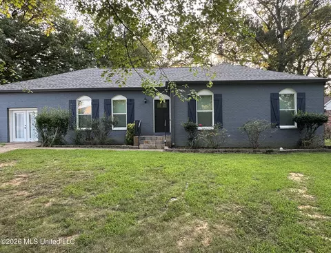 8761 Chesterfield Dr, Southaven, MS 38671