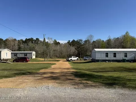 1404 SW Gene Rd, Bogue Chitto, MS 39629