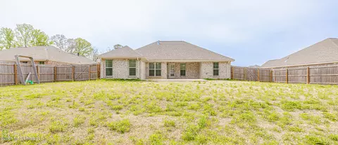 Exterior - 266 Chartleigh Cir, Canton, MS 39046 photo 5 of 6
