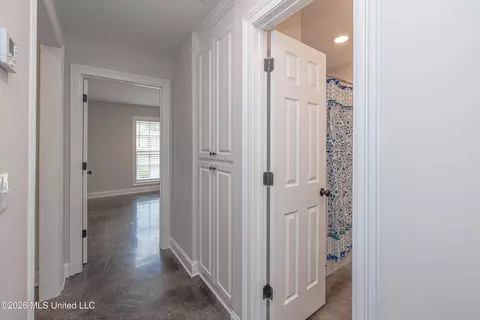 Entry Way - 266 Chartleigh Cir, Canton, MS 39046 photo 1 of 1