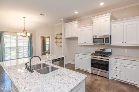 Kitchen - 266 Chartleigh Cir, Canton, MS 39046 photo 2 of 4